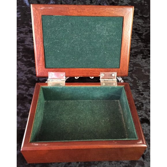 Tribal/African Artwork Wooden Trinket Box - Picture 2 of 4